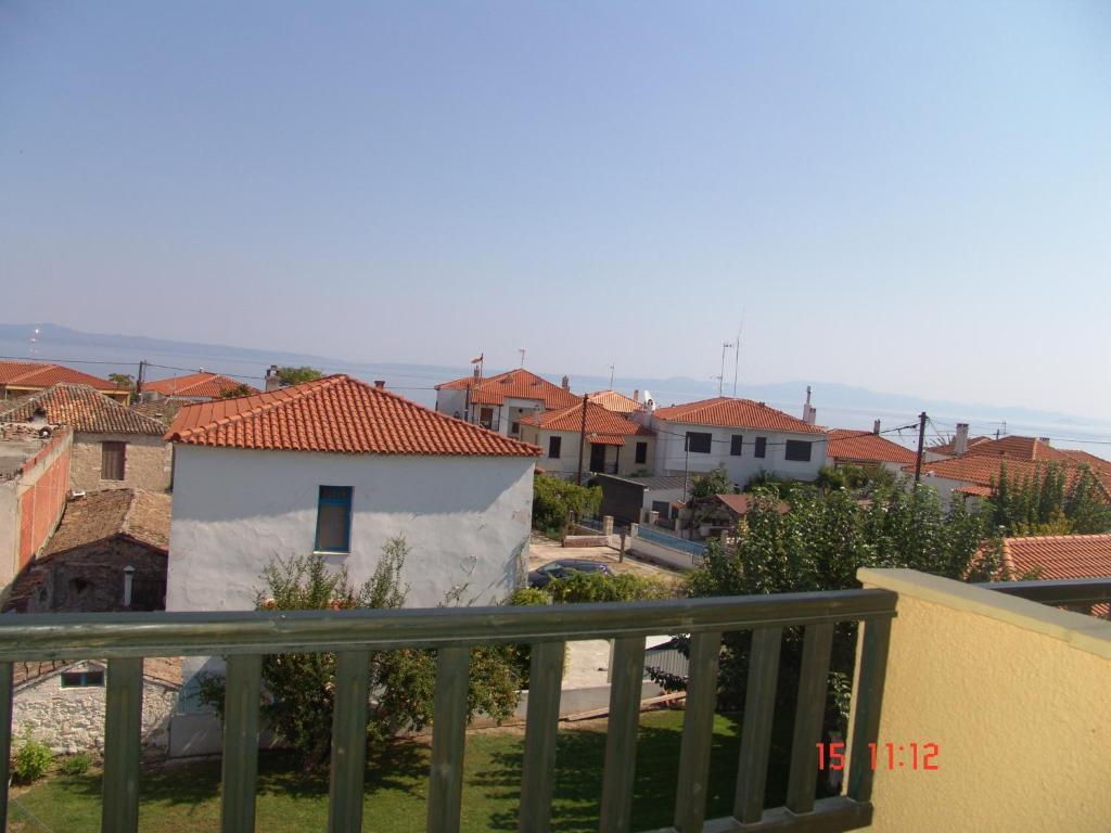 Nikos Apartments Áfitos Exterior foto